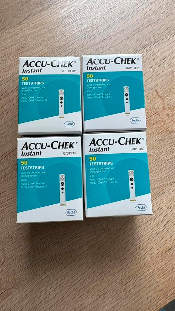 Accu-Chek glucose teststrips 50 stuks per doosje, Diversen, Verpleegmiddelen, Nieuw, Ophalen of Verzenden