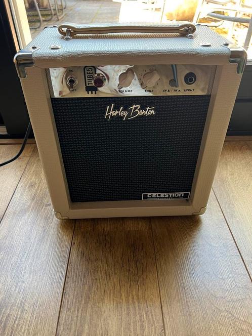 Harley Benton Tube 5, buizen versterker, Muziek en Instrumenten, Versterkers | Bas en Gitaar, Zo goed als nieuw, Gitaar, Minder dan 50 watt