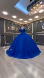 Prachtige Blauwe Galajurk, Kleding | Dames, Jurken, Maat 38/40 (M), Blauw, Ophalen of Verzenden, Onder de knie