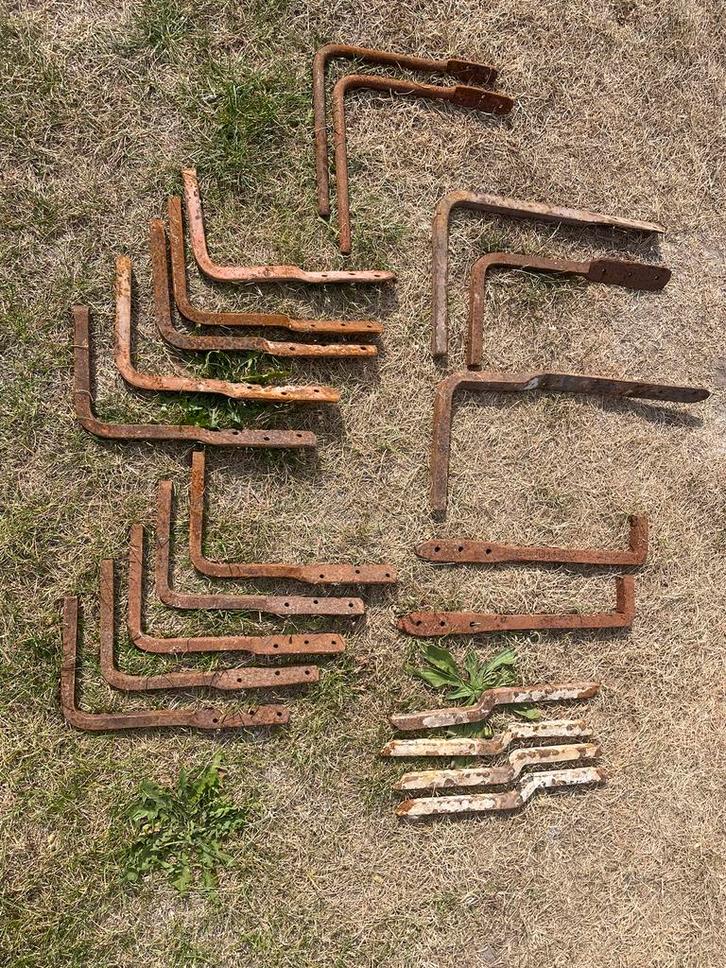 Oude muurankers gordingankers balkhouders ankers smeedijzer, Doe-het-zelf en Verbouw, Hang- en Sluitwerk, Gebruikt, Ophalen