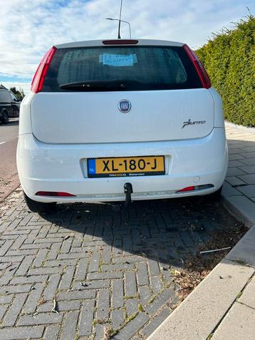 Fiat Punto 1.2 5DR 2009 Wit beschikbaar voor biedingen