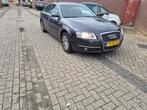 Audi A6 2.4 V6 130KW 2005 Zwart, Auto's, Audi, Voorwielaandrijving, Metallic lak, Stof, Zwart