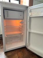 ETNA koelkast met vriezer, Witgoed en Apparatuur, Vriezers en Diepvrieskisten, Minder dan 60 cm, Zo goed als nieuw, Energieklasse A of zuiniger