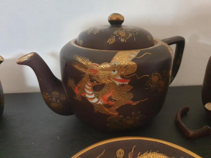 Antiek Japans theeservies met drakenmotief, Antiek en Kunst, Antiek | Servies compleet, Ophalen of Verzenden