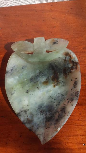 vide poche japans / chinees jade / onyx beschikbaar voor biedingen
