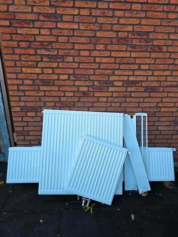 Radiatoren verwarming 3 stuks beschikbaar voor biedingen