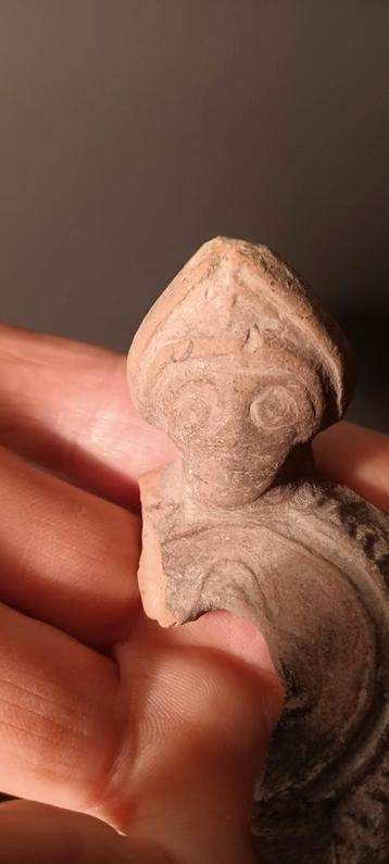 Relieuse afbeelding op een Romeins/Byzantijnse olielamp,RRR beschikbaar voor biedingen