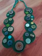 Unieke groen vilt ketting met variatie aan groene knopen, Verzenden, Nieuw, Groen, Overige materialen