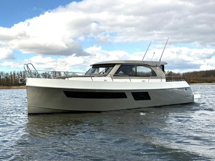 Maxima 37 Cruiser, Watersport en Boten, Motorboten en Motorjachten, Nieuw, Polyester, 9 tot 12 meter, Diesel, Binnenboordmotor