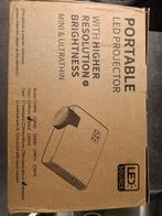 Draagbare LED smart Projector / Beamer, Ophalen of Verzenden, Zo goed als nieuw, LED, HD (720)