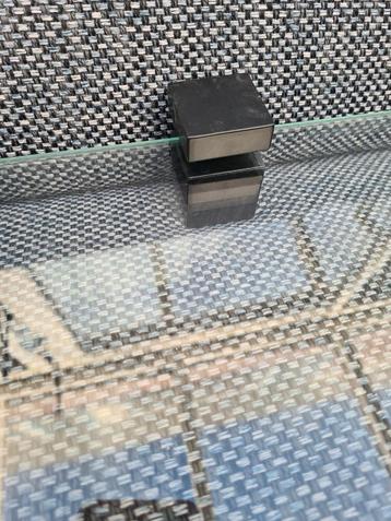 2 GLASPLATEN wandplanken  beschikbaar voor biedingen