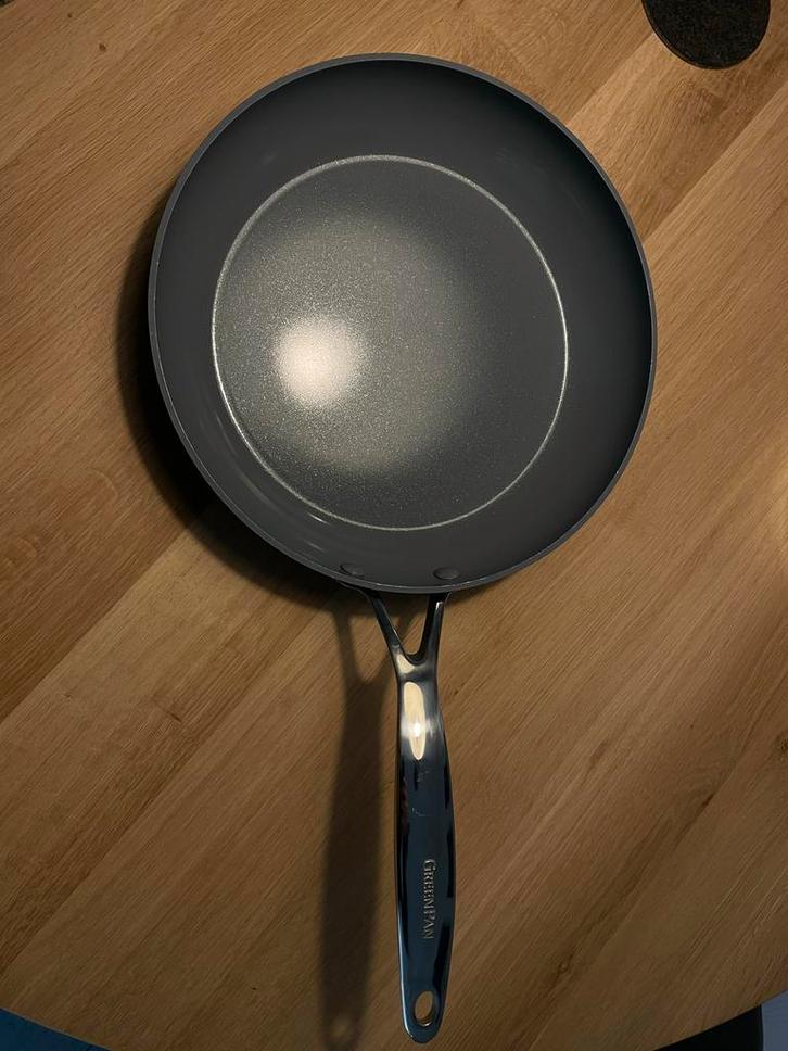 Greenpan Valantia Pro 28cm, Huis en Inrichting, Keuken | Potten en Pannen, Zo goed als nieuw, Koekenpan of Braadpan, Aluminium