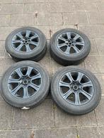 Mooie set velgen met Pirelli winterbanden 235/60 R18, Ophalen