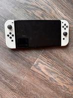 Nintendo Switch OLED incl spellen, Avontuur en Actie, Eén computer, Ophalen of Verzenden, Zo goed als nieuw