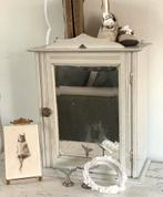 Brocante oud hangkastje / kastje / wandkastje met spiegel, Ophalen of Verzenden