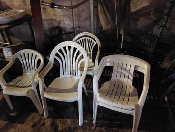 Tuinstoelen 5 stuks  beschikbaar voor biedingen