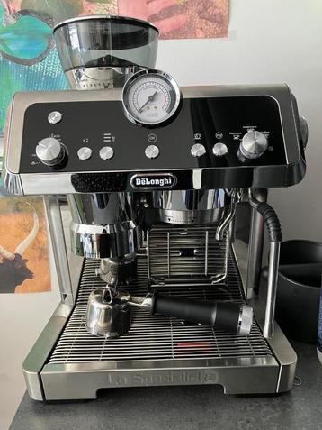 Coffee Machine De'Longhi La Specialista Prestigio EC9355. M beschikbaar voor biedingen