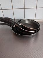 Set van 4 Koekenpannen - Verschillende Maten, Gebruikt, Aluminium, Ophalen of Verzenden, Keramische plaat