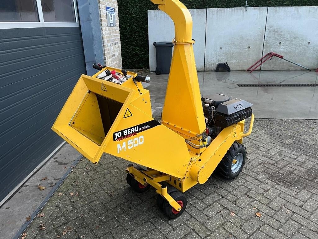 Jo Beau M500 zelfrijdende houtversnipperaar, 381 draaiuren, Tuin en Terras, Hakselaars, Gebruikt, Benzine, Ophalen