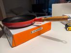 Le Crueset koekenpan, Huis en Inrichting, Keuken | Potten en Pannen, Gietijzer, Ophalen of Verzenden, Zo goed als nieuw, Keramische plaat