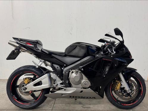 Honda CBR 600 RR met Laser dempers en maar 27.000km, Motoren, Motoren | Honda, Bedrijf, Super Sport, meer dan 35 kW, 4 cilinders