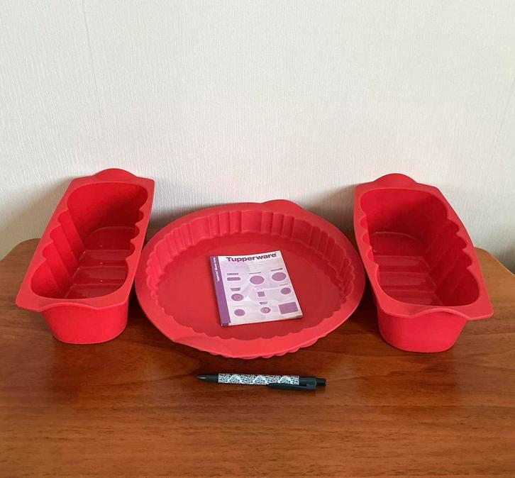 Tupperware MFV Multi Flex Siliconen Bakvormen., Huis en Inrichting, Keuken | Tupperware, Zo goed als nieuw, Ophalen of Verzenden