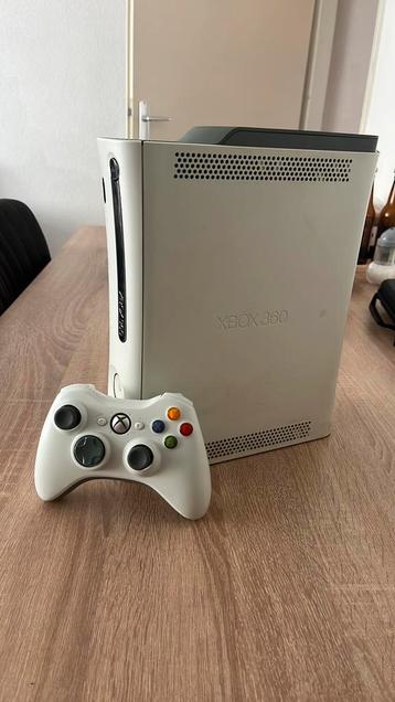 Xbox 360 Console met Controller en HDD beschikbaar voor biedingen