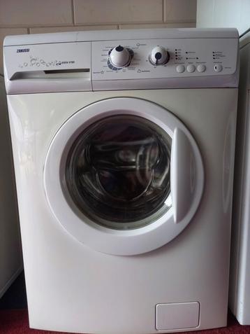 Zeer nette zanussi wasmachine  €125,-  beschikbaar voor biedingen