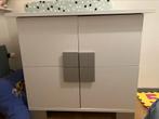 Te koop: leuke commode en ledikant bed Hensvik, Ophalen, Zo goed als nieuw, Jongetje of Meisje