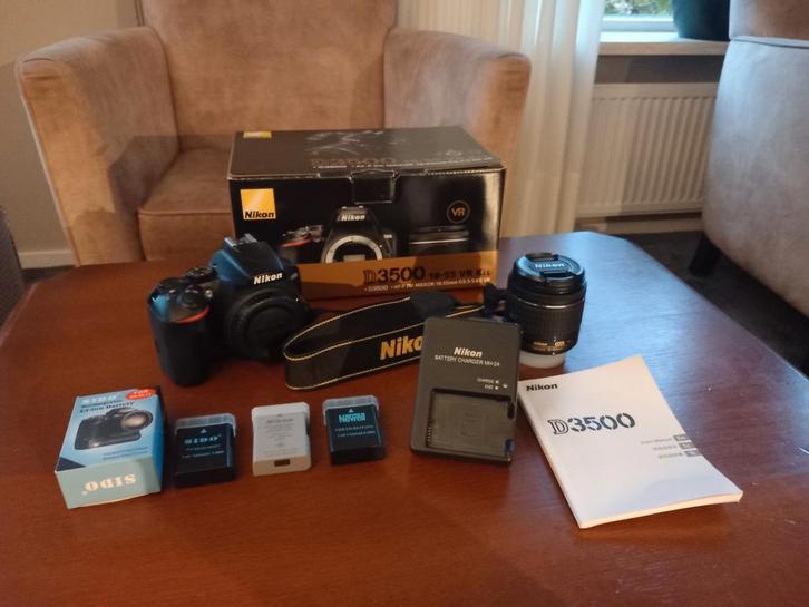 Nikon d3500 + 18-55mm VR Kit, Audio, Tv en Foto, Fotocamera's Digitaal, Zo goed als nieuw, Spiegelreflex, Nikon, Geen optische zoom