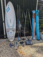 Windsurfset (Mistral Screamer 116l + 2x tuigage + toebehoren, Ophalen, 250 tot 300 cm, Gebruikt, 7 m² of meer