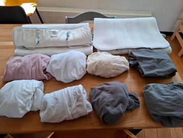 2x aerosleep matras met 8 beschermhoezen beschikbaar voor biedingen