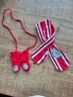 Ajax sjaal, handschoenen, slofjes en slabbetje, Ophalen of Verzenden, Zo goed als nieuw, 104 of kleiner, Jongen of Meisje