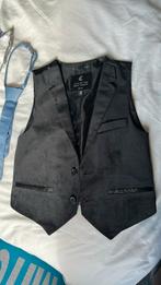 Gillet zwart 122/128 met stropdas blauw of grijs, Overige typen, Coolcat, Ophalen of Verzenden, Zo goed als nieuw