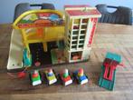 KOMPLEET Fisher Price Vintage Ramp Garage No. 930 uit 1970, Ophalen of Verzenden, Gebruikt, Speelset