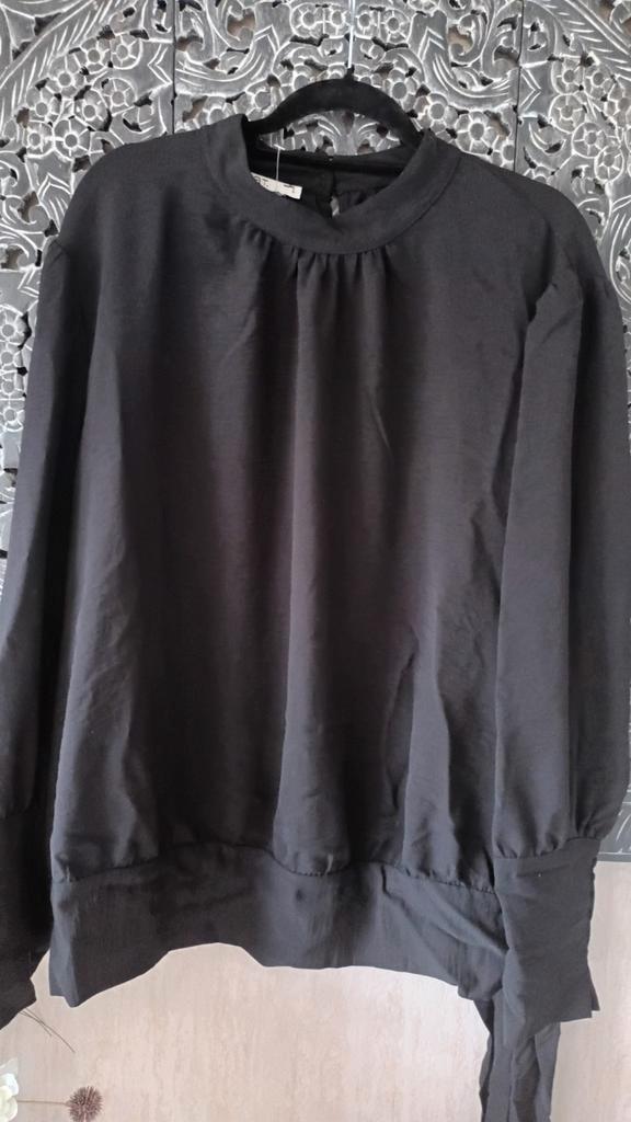 Chique zwarte bloes - Maat L van MAT., Kleding | Dames, Blouses en Tunieken, Zo goed als nieuw, Maat 46/48 (XL) of groter, Zwart