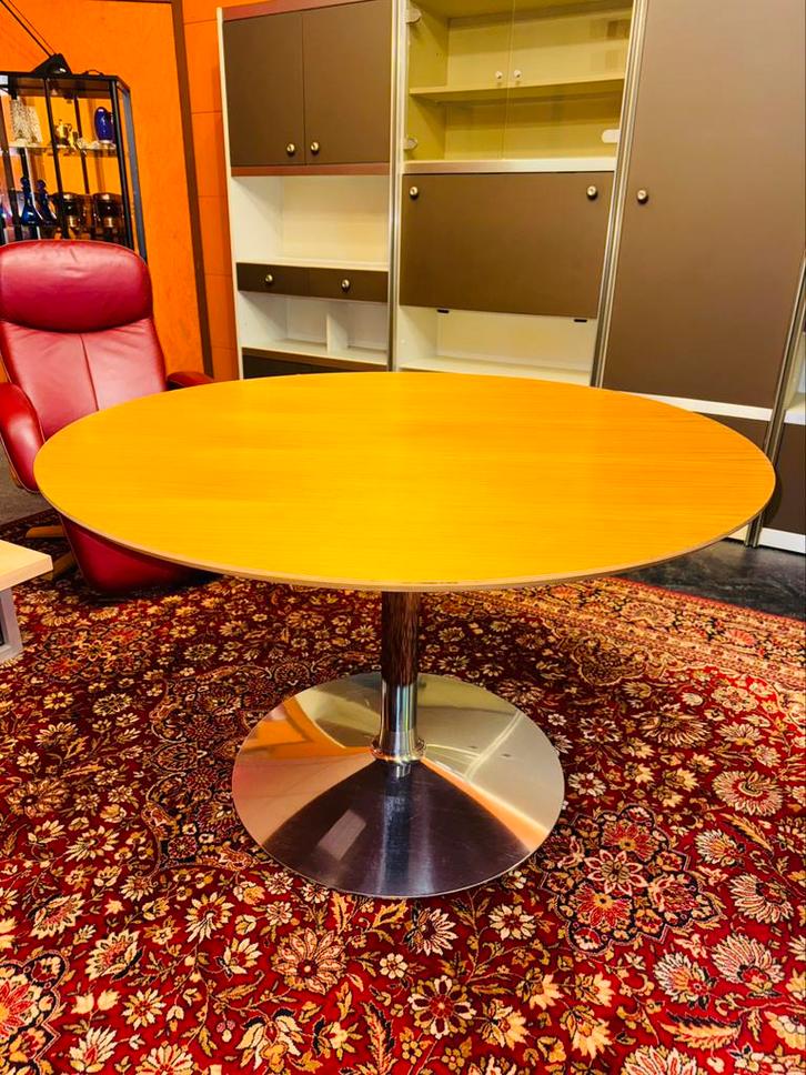 Artifort Circle eettafel 120 cm design tafel, Huis en Inrichting, Tafels | Eettafels, Ophalen