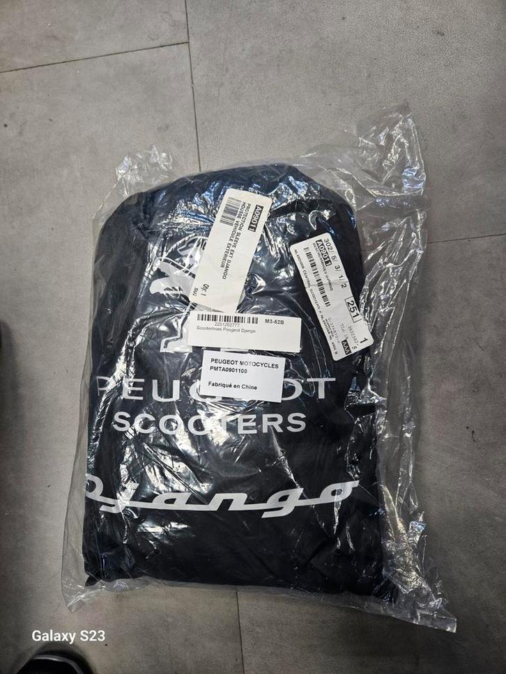 Peugeot Django Scooterhoes - Nieuw in verpakking, Fietsen en Brommers, Brommers | Toebehoren, Nieuw, Overige typen, Ophalen of Verzenden