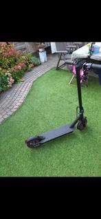 Electrische step, Fietsen en Brommers, Steps, Ophalen, Zo goed als nieuw, Elektrische step (E-scooter)