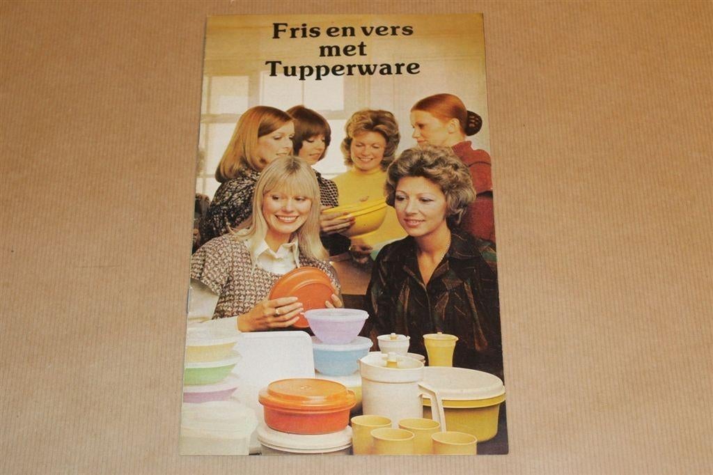 Zeldzame Tupperware folder/brochure - 1975 !!, Ophalen of Verzenden, Zo goed als nieuw