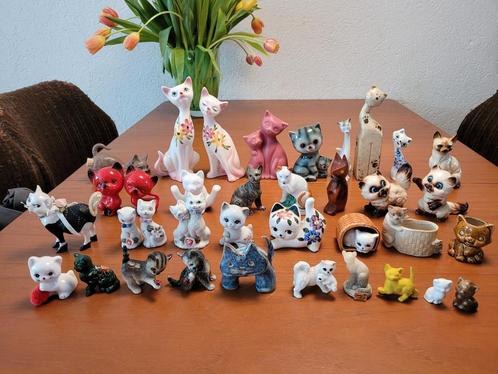 Heel veel poezenbeeldjes beeldje poesje kat poes, Verzamelen, Beelden en Beeldjes, Zo goed als nieuw, Dier, Ophalen of Verzenden