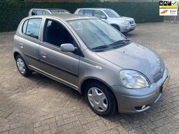 Toyota Yaris 1.3 VVT-i S-Line 1e eigenaar in nieuwstaat en s beschikbaar voor biedingen