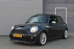 MINI Mini 1.6 Cooper S Chili I Aut. I 175 PK I Pano.dak I Jo, Auto's, Mini, Gebruikt, Zwart, 4 cilinders, 4 stoelen