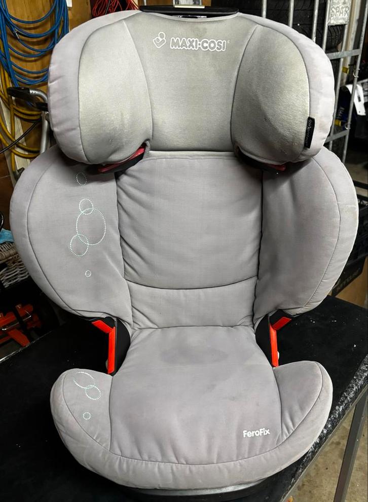Maxi-Cosi FeroFix ISOFIX autostoel 15-36kg, Kinderen en Baby's, Autostoeltjes, Gebruikt, Maxi-Cosi, 15 t/m 36 kg, Isofix, Verstelbare rugleuning