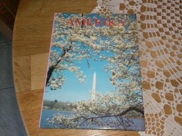 4 foto boeken met beschrijving voor 10 euro. beschikbaar voor biedingen