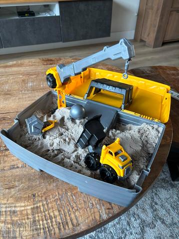 Kinetic Sand Construction Site beschikbaar voor biedingen