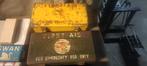 First aid ww2 en First aid for Gas casualties, Verzamelen, Militaria | Tweede Wereldoorlog, Ophalen of Verzenden