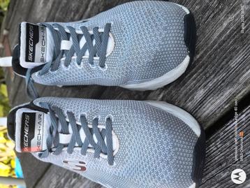 Skechers Air Memory Foam 39 beschikbaar voor biedingen