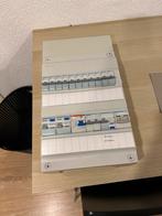 Hager meterkast incl. groepen, automaten en hoofdschakelaar, Doe-het-zelf en Verbouw, Ophalen of Verzenden, Zo goed als nieuw