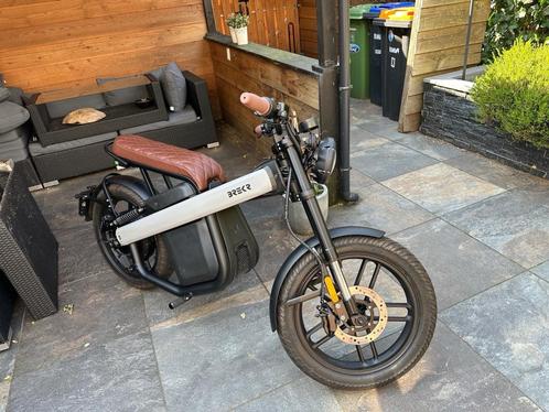 Brekr b4000 FULL Option ' 23 km: stand: 1890, 2nd gen accu, Fietsen en Brommers, Elektrische fietsen, Zo goed als nieuw, Overige merken
